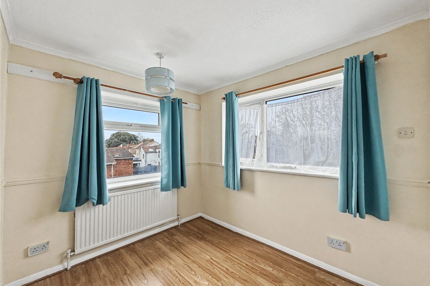 3 bedroom property for sale in Upchurch | Robinson Michael & Jackson