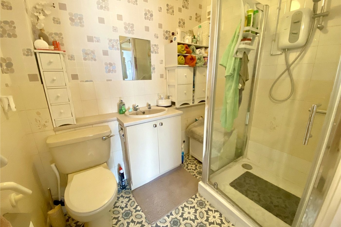2 bedroom property for sale in Sidcup | Robinson Jackson