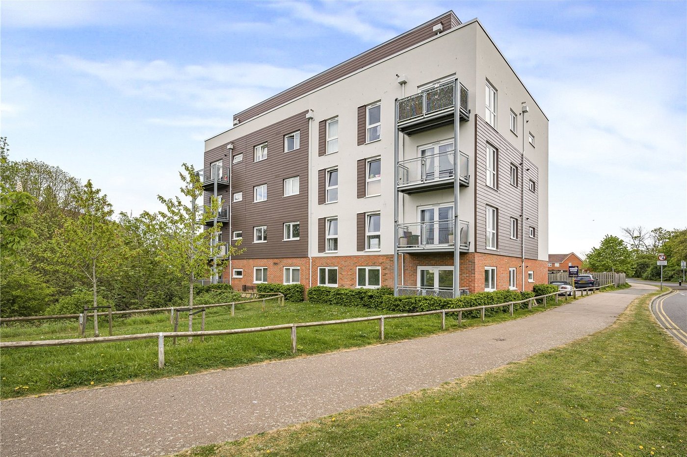 1 bedroom property for sale in Dartford | Robinson Jackson