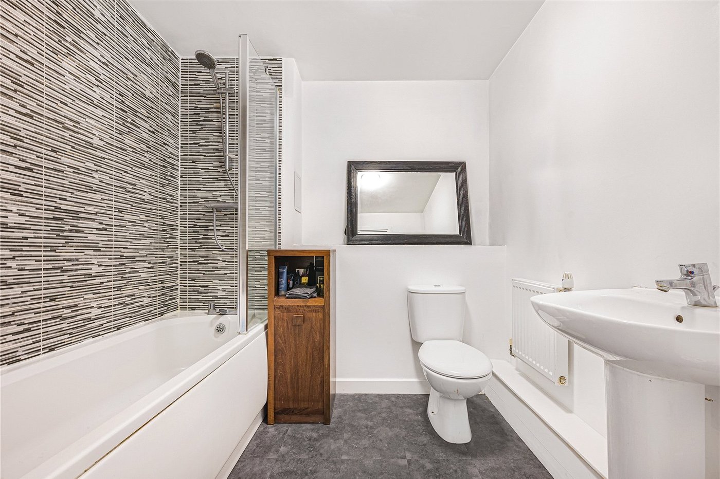 1 bedroom property for sale in Dartford | Robinson Jackson