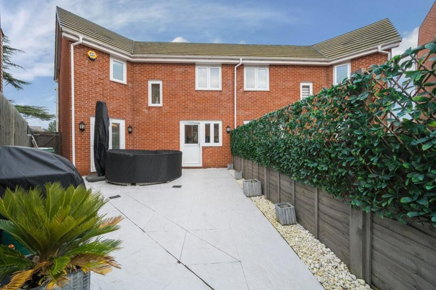 3 bedroom house for sale in Dartford | Robinson Jackson