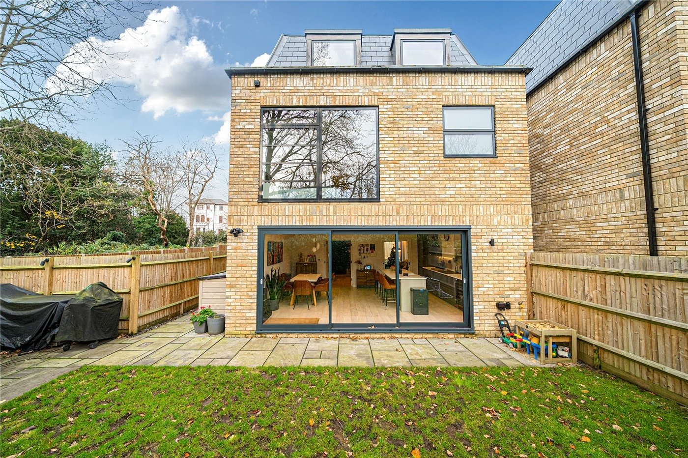 4 bedroom house for sale in Sydenham | Robinson Jackson