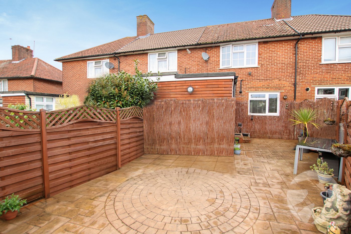 house for sale in Mottingham, London, SE9 Robinson Jackson