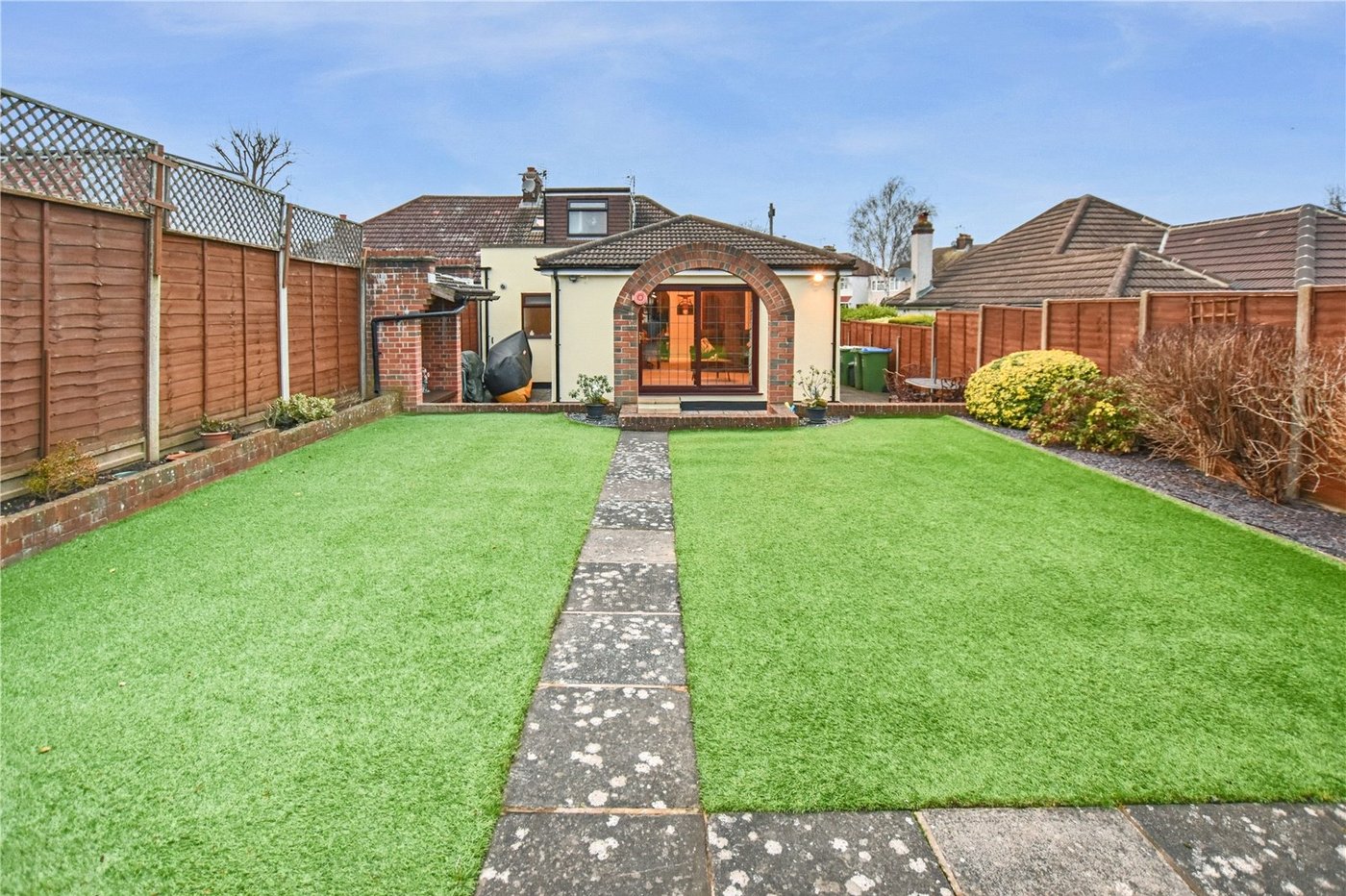 3 bedroom bungalow for sale in Bexleyheath | Robinson Jackson