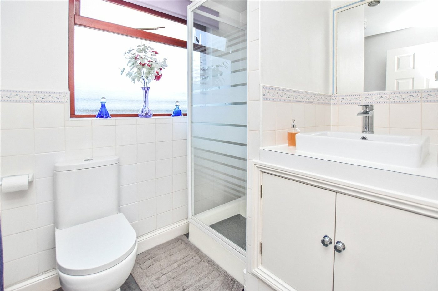 3 bedroom bungalow for sale in Bexleyheath | Robinson Jackson