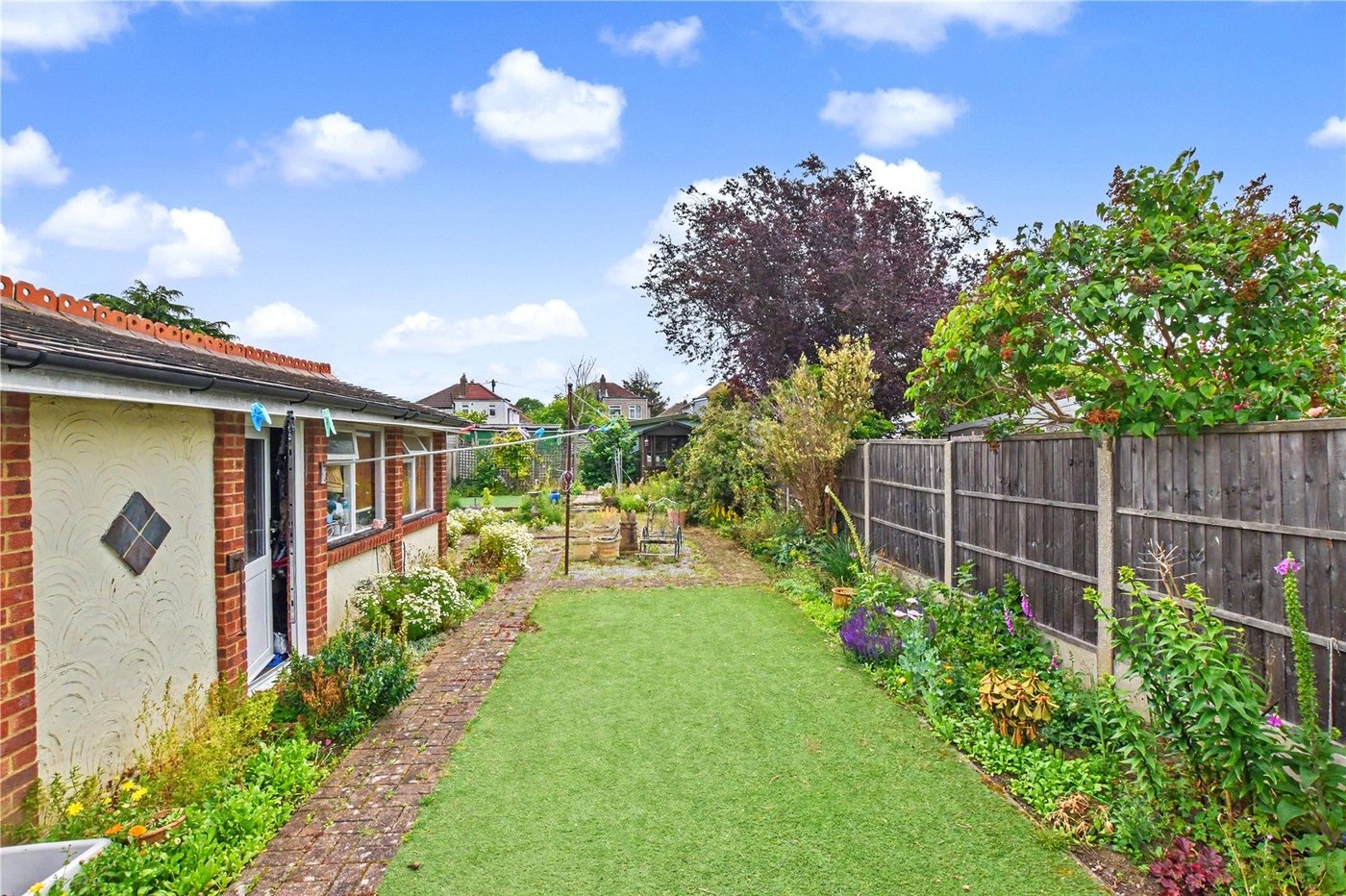 2 bedroom bungalow for sale in Bexleyheath | Robinson Jackson