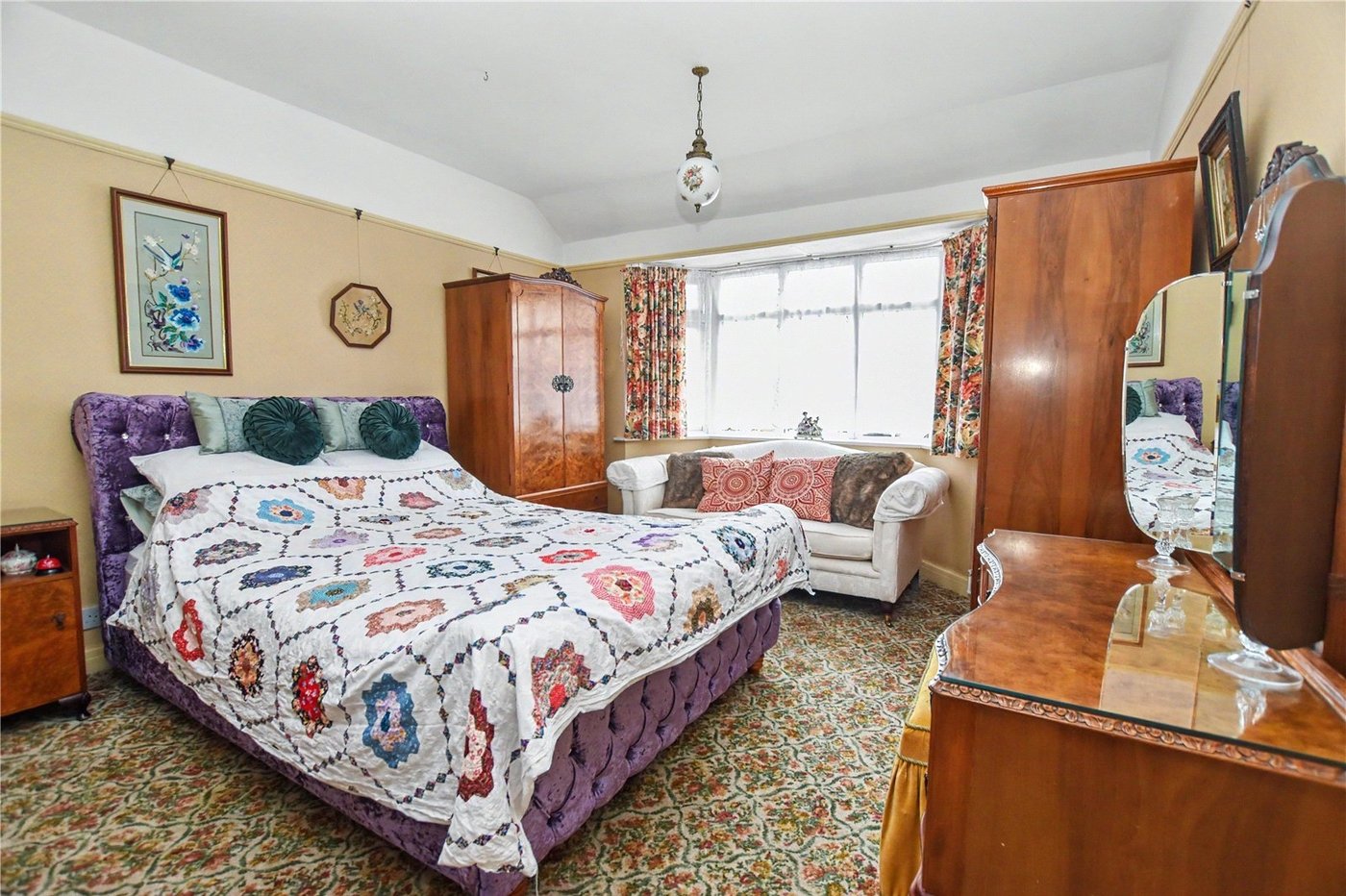2 bedroom bungalow for sale in Bexleyheath | Robinson Jackson