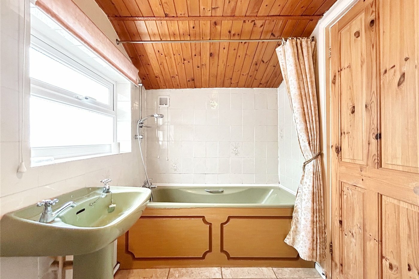 3 bedroom house for sale in Gillingham | Robinson Michael & Jackson