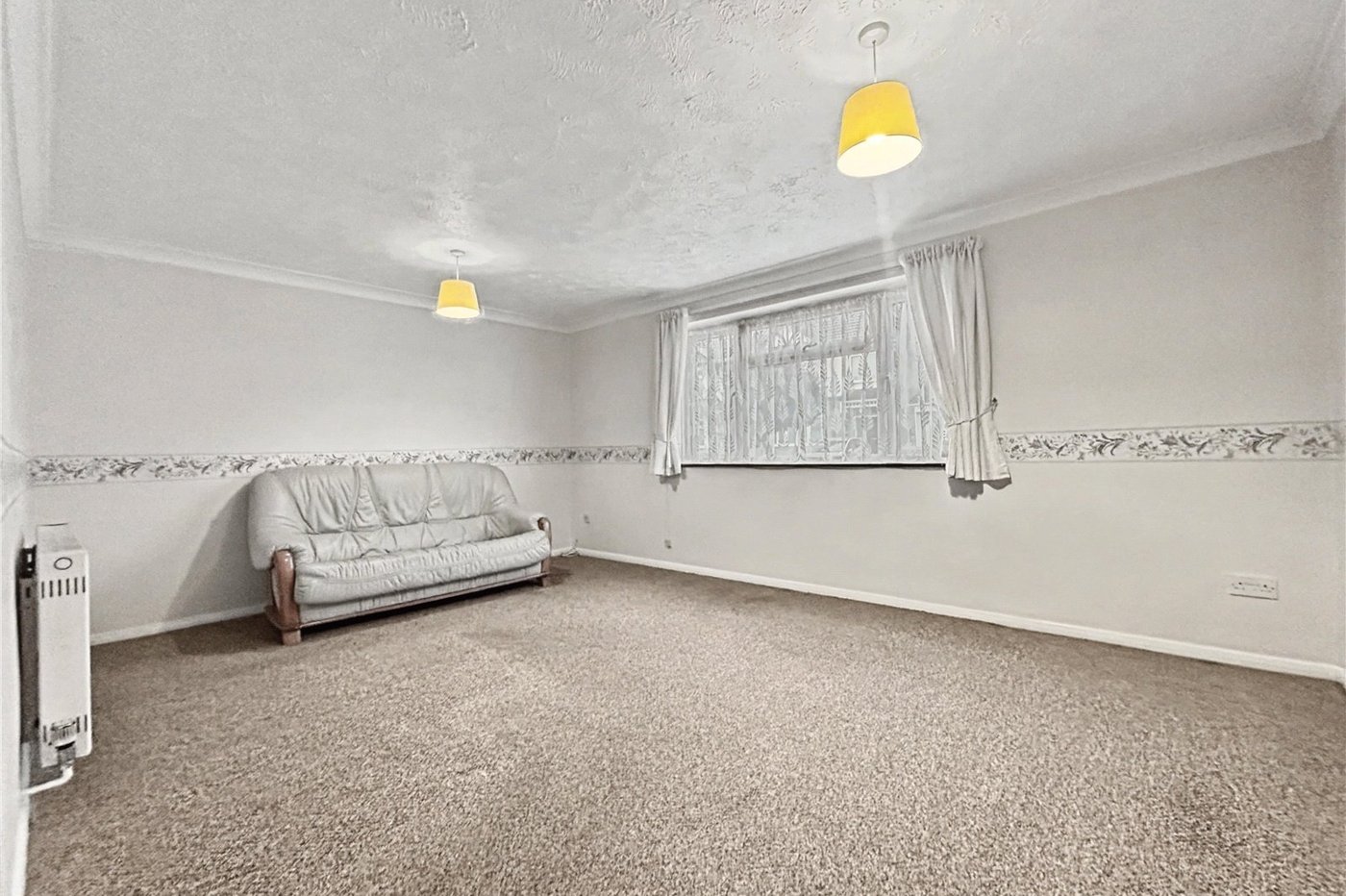 1 bedroom property for sale in Gillingham | Robinson Michael & Jackson
