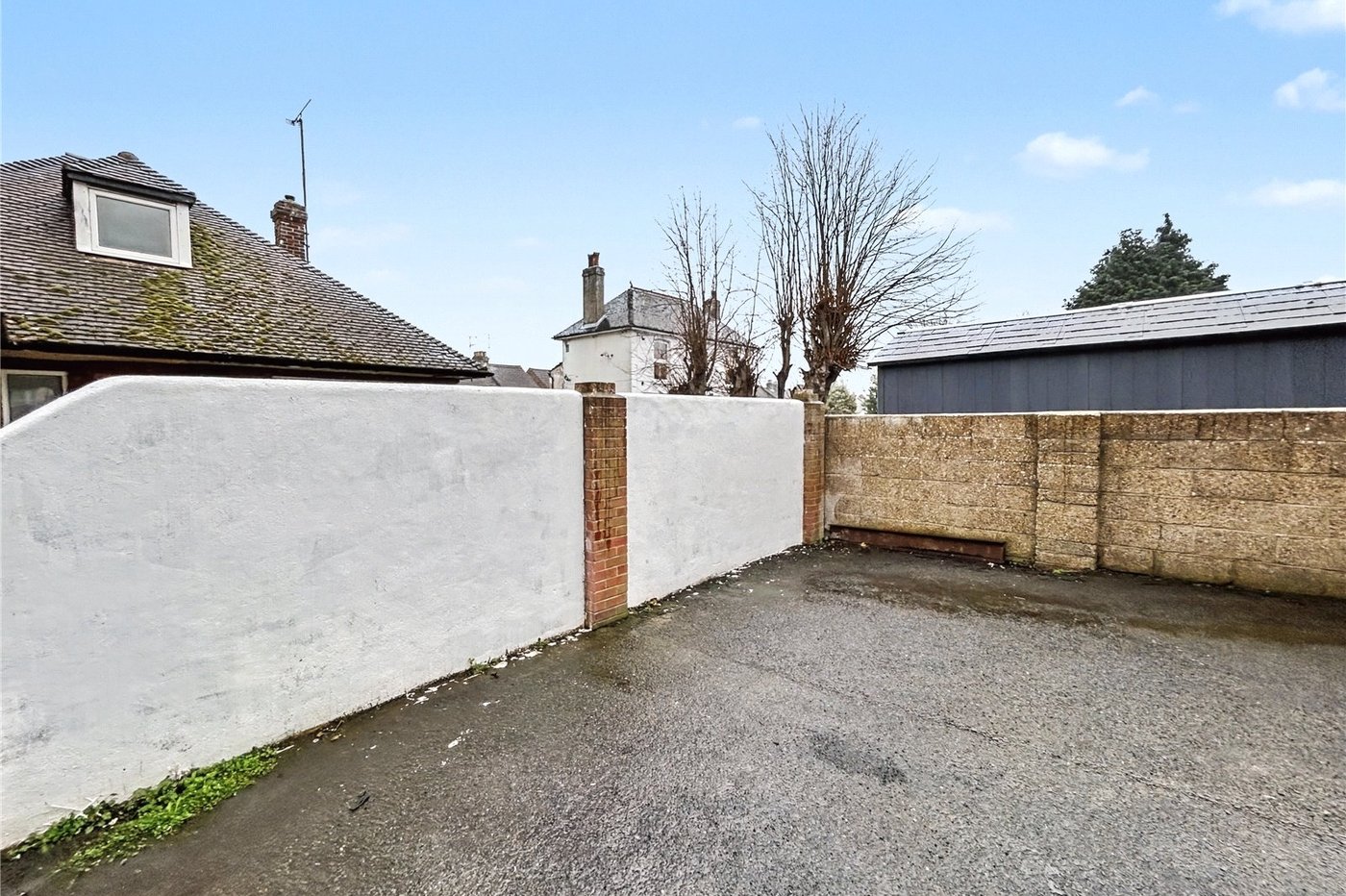 1 bedroom property for sale in Gillingham | Robinson Michael & Jackson