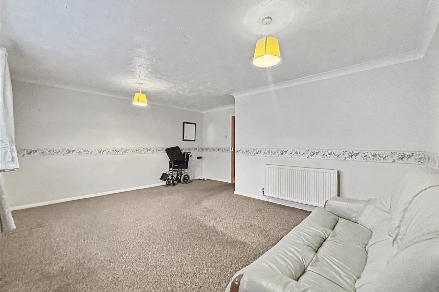 1 bedroom property for sale in Gillingham | Robinson Michael & Jackson
