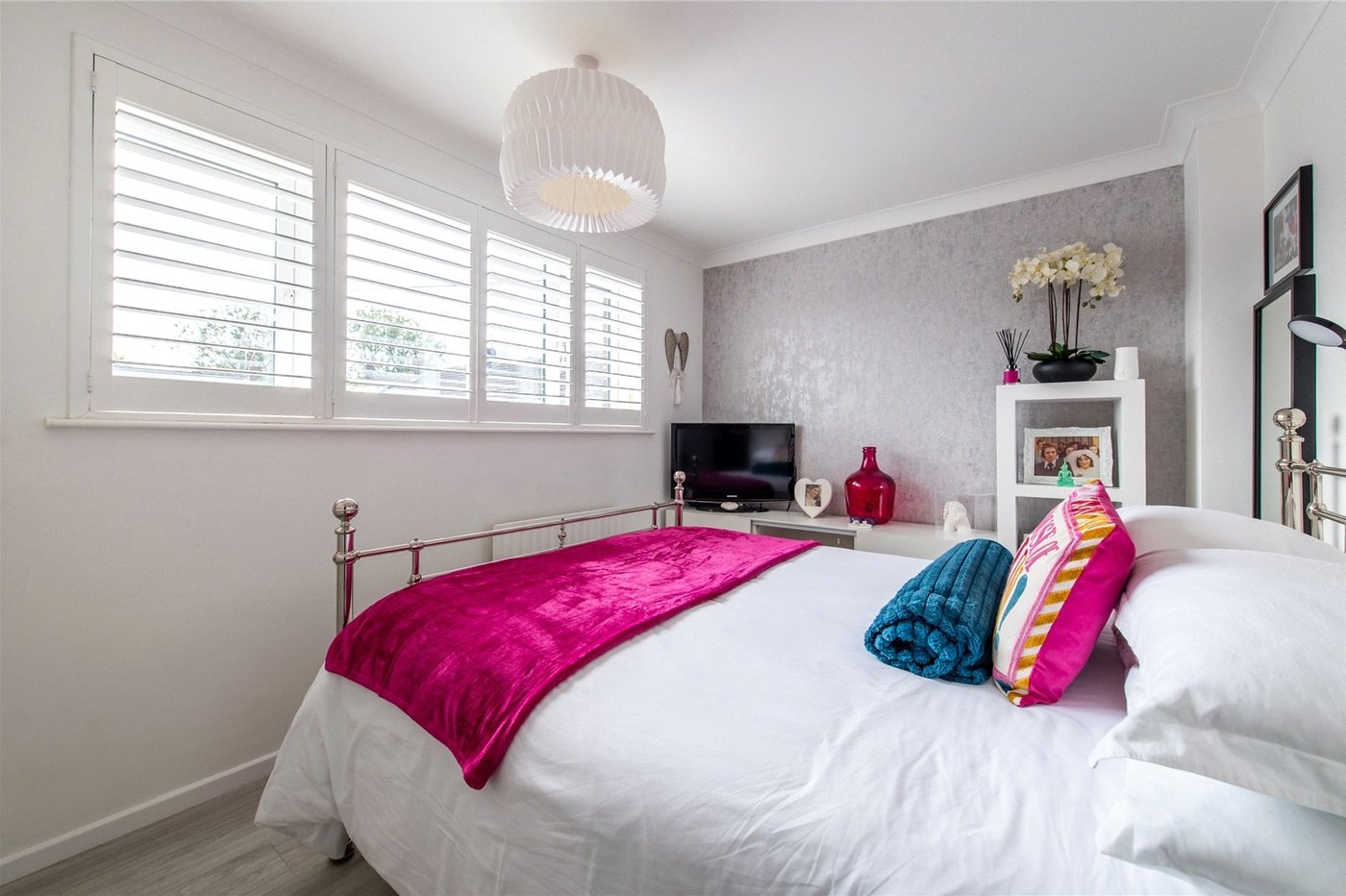 3 bedroom house for sale in Twydall | Robinson Michael & Jackson