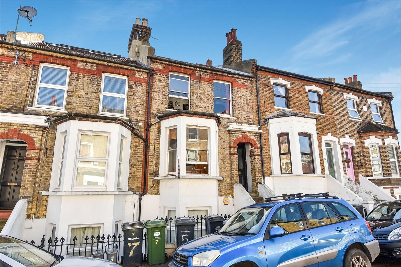 3 bedroom property for sale in  | Robinson Jackson