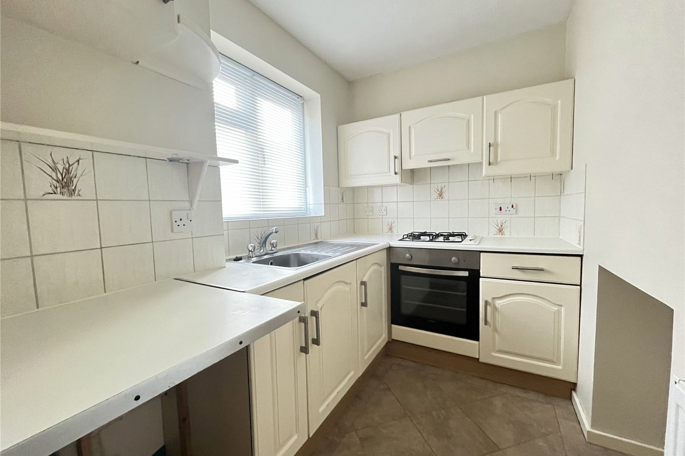 1 bedroom house for sale in Princes Park | Robinson Michael & Jackson