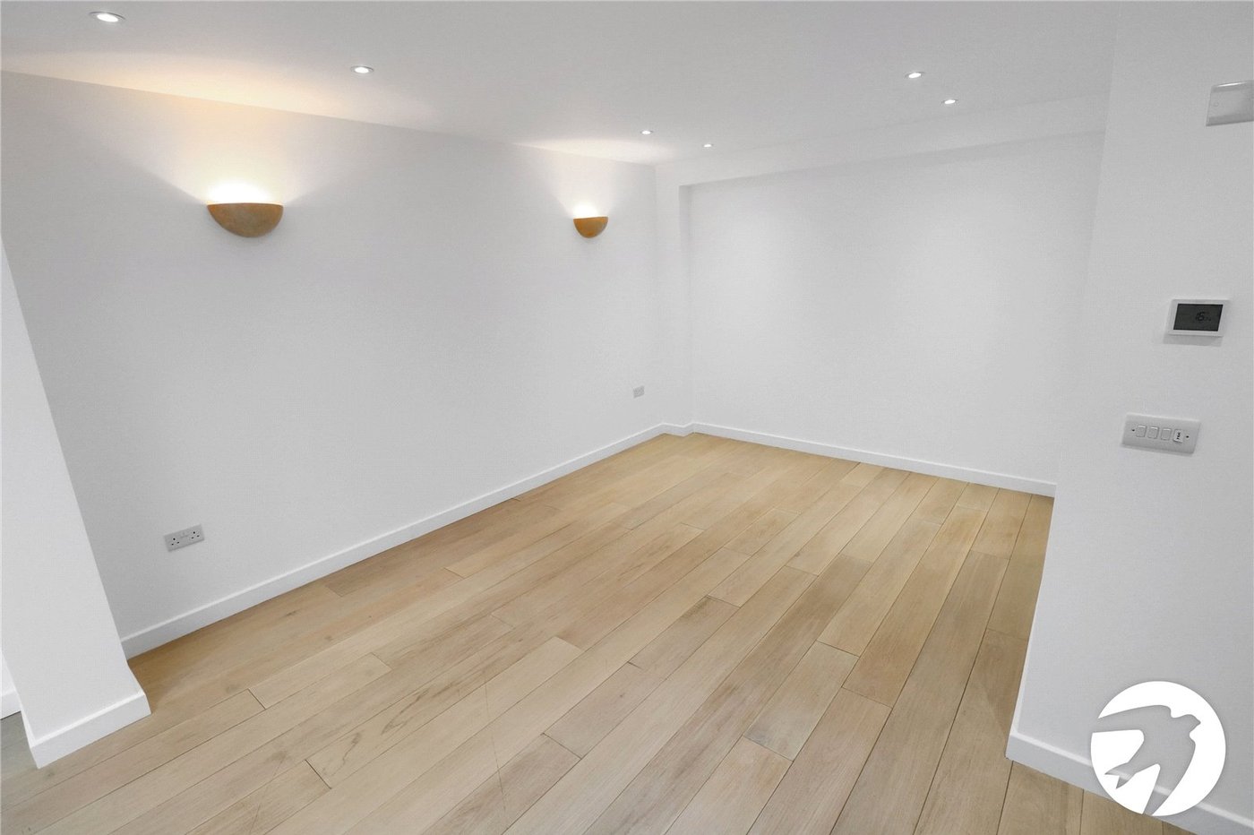 4 bedroom house for sale in Abbey Wood | Robinson Jackson