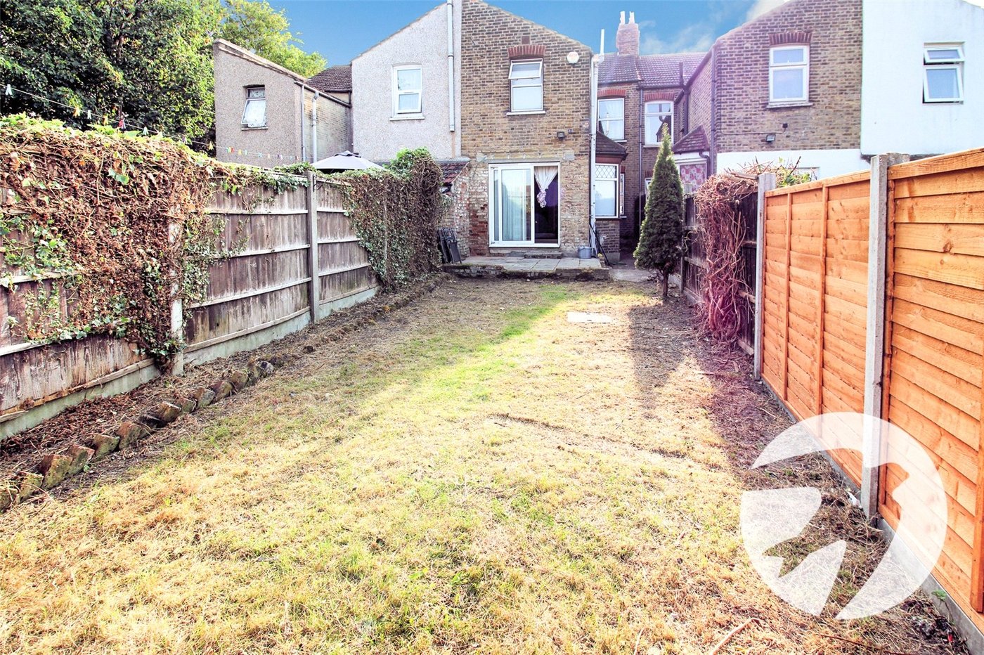 3 bedroom house for sale in Erith | Robinson Jackson