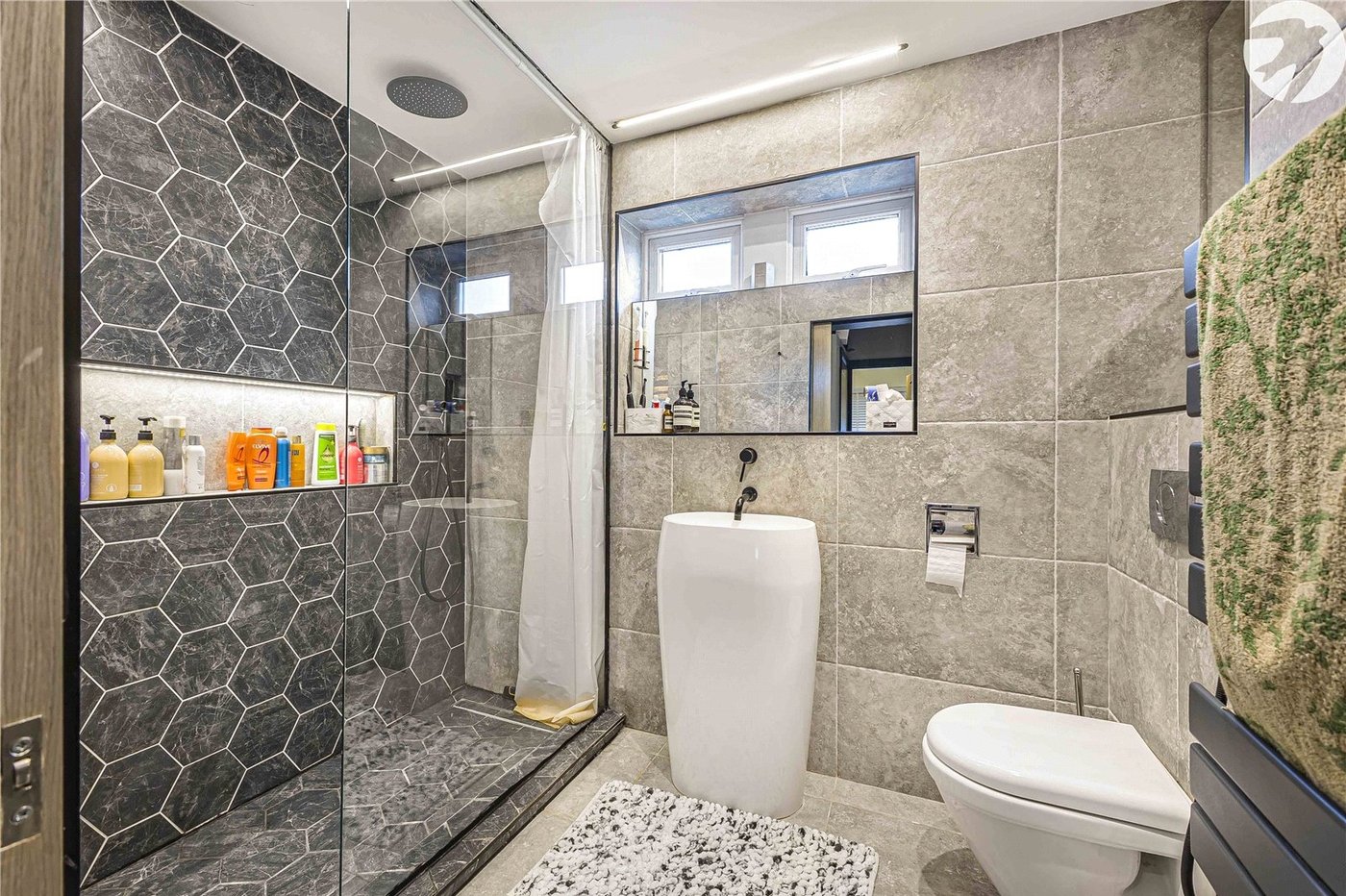 3 bedroom house for sale in Rochester | Robinson Michael & Jackson