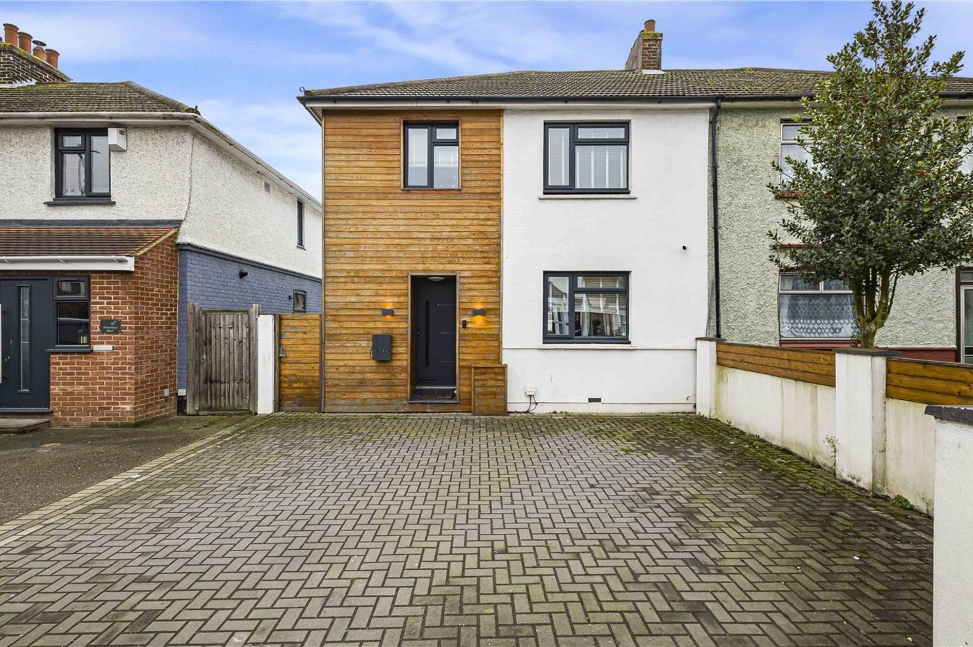 3 bedroom house for sale in Rochester | Robinson Michael & Jackson