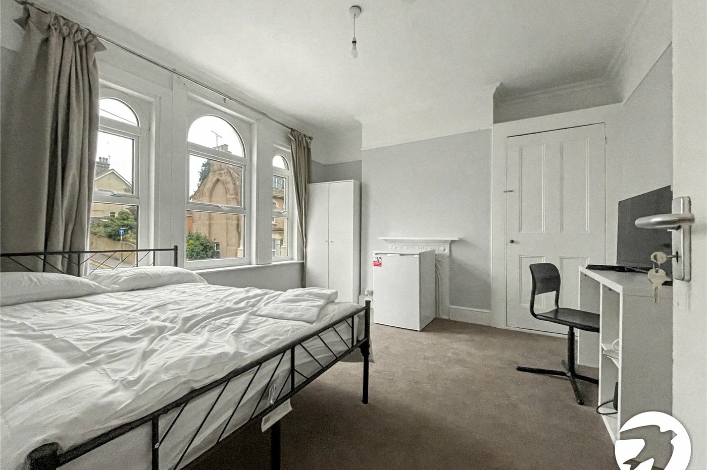 6 bedroom house for sale in Rochester | Robinson Michael & Jackson