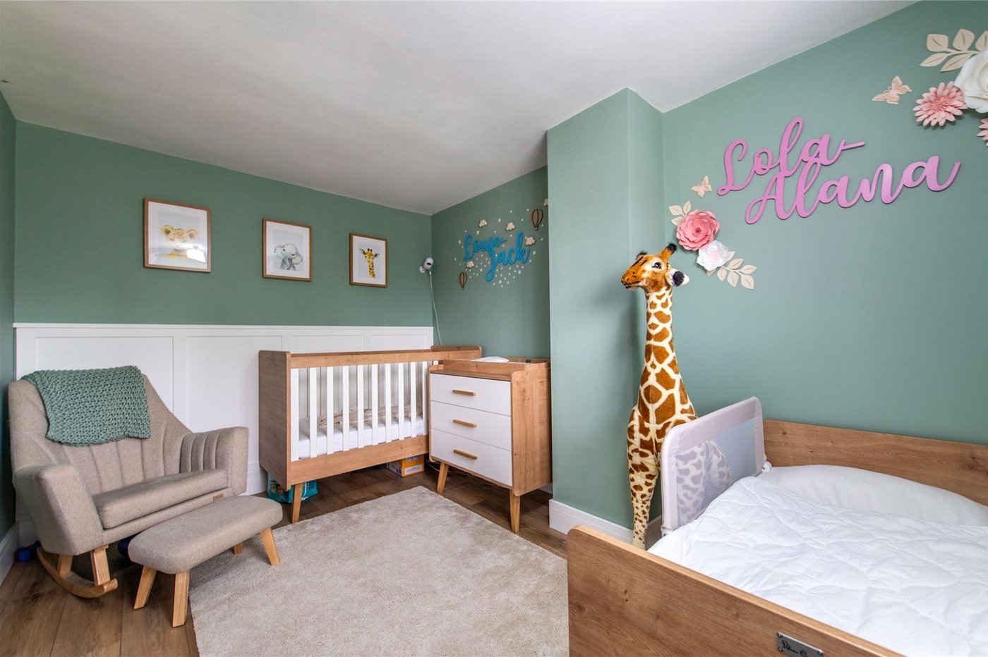 2 bedroom house for sale in Wainscott | Robinson Michael & Jackson