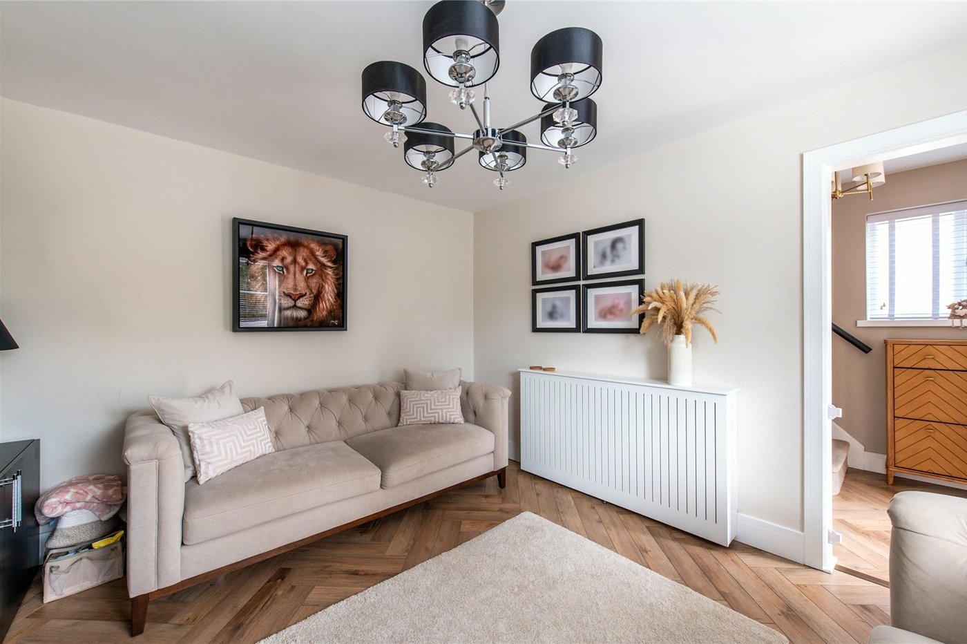 2 bedroom house for sale in Wainscott | Robinson Michael & Jackson