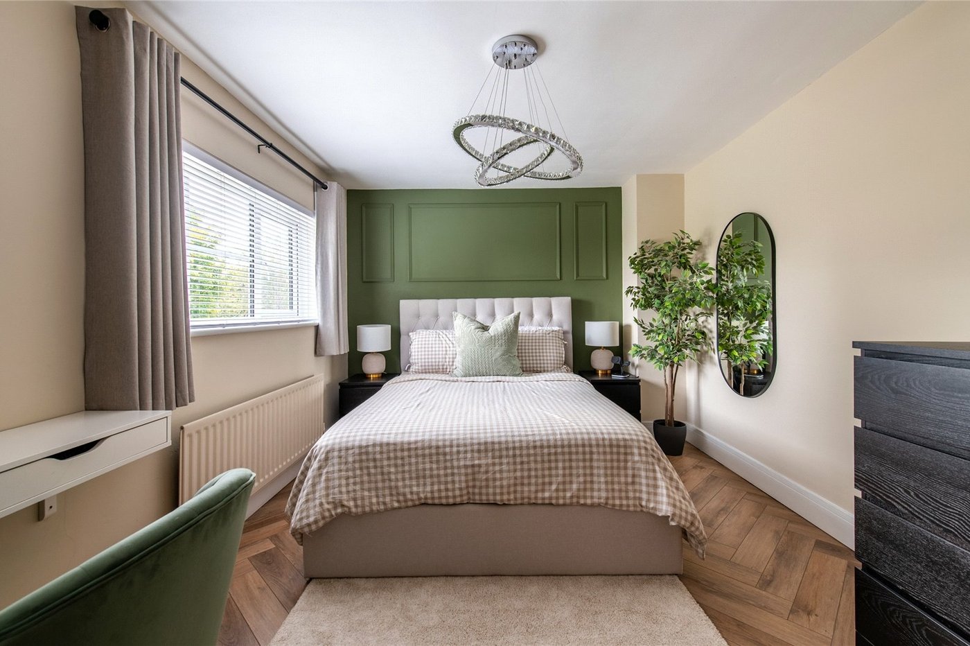 2 bedroom house for sale in Wainscott | Robinson Michael & Jackson