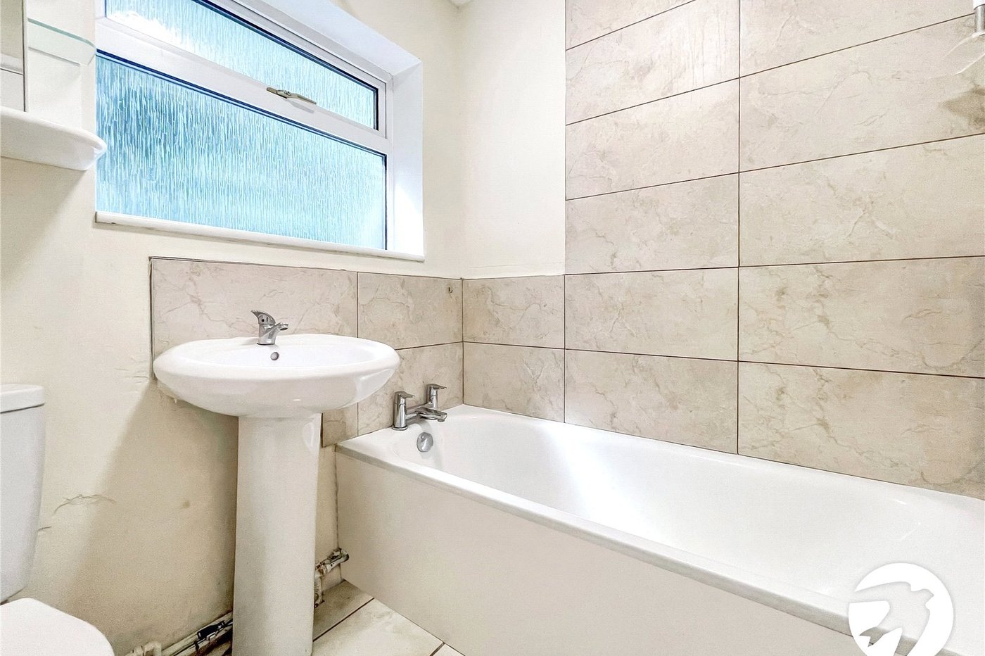 2 bedroom bungalow for sale in West Malling | Robinson Michael & Jackson