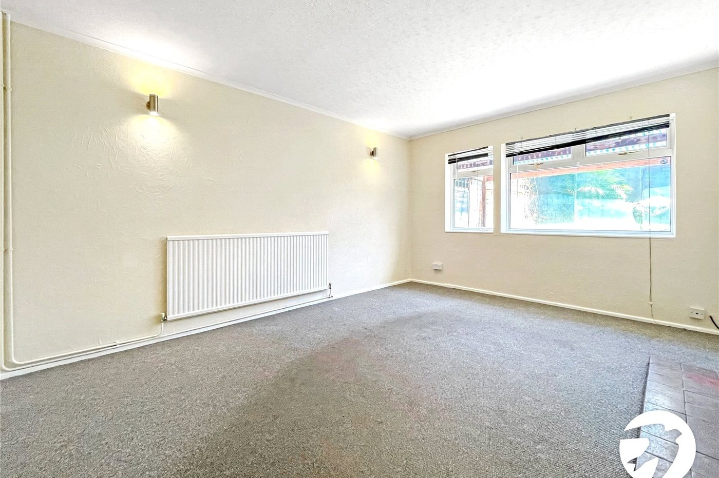 2 bedroom bungalow for sale in West Malling | Robinson Michael & Jackson