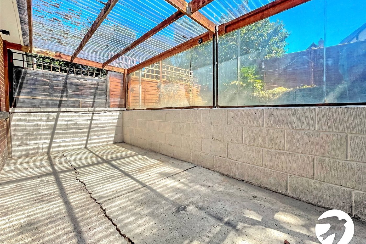 2 bedroom bungalow for sale in West Malling | Robinson Michael & Jackson
