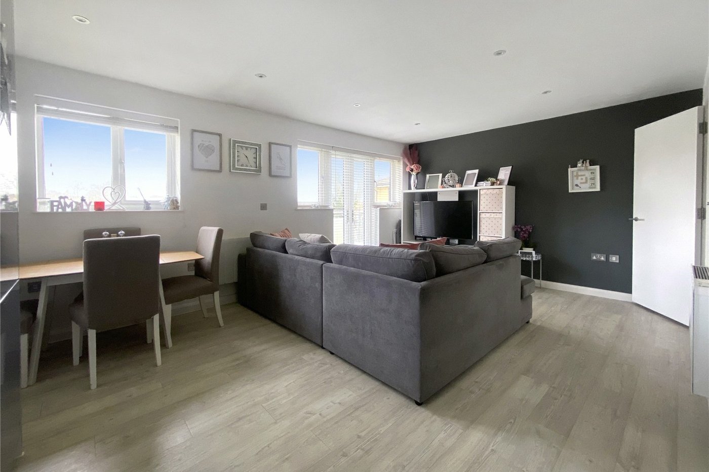 2 bedroom property for sale in Sidcup | Robinson Jackson