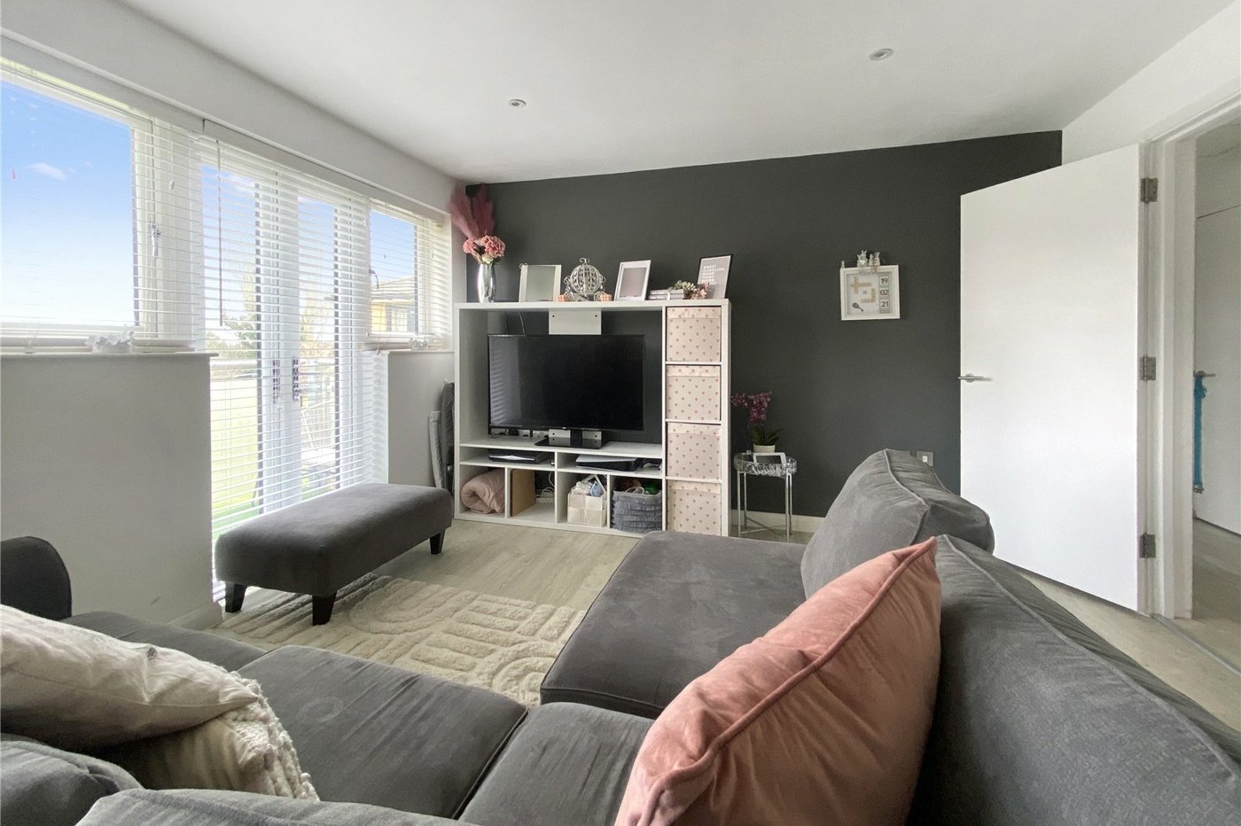 2 bedroom property for sale in Sidcup | Robinson Jackson