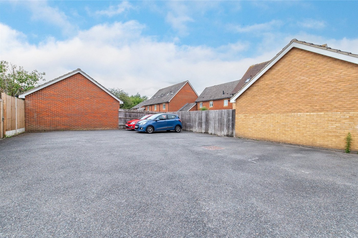 2 bedroom property for sale in Boughton Monchelsea | Robinson Michael & Jackson