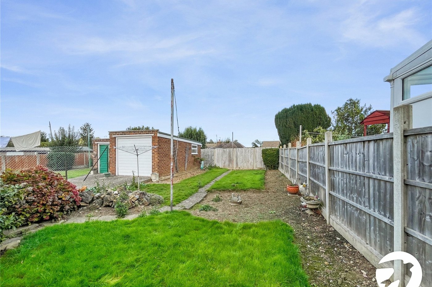 2 bedroom bungalow for sale in Sittingbourne | Robinson Michael & Jackson