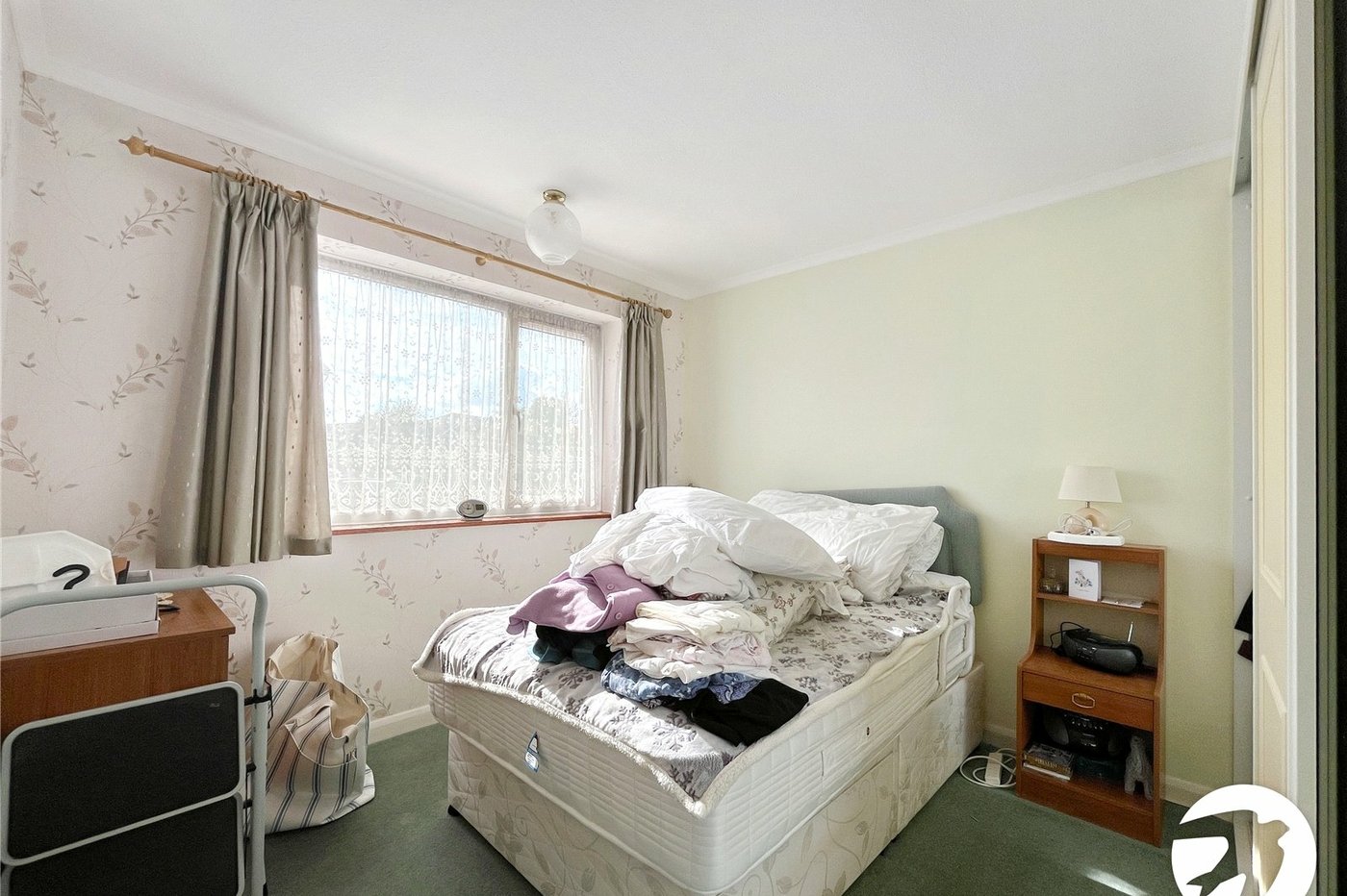 2 bedroom bungalow for sale in Sittingbourne | Robinson Michael & Jackson