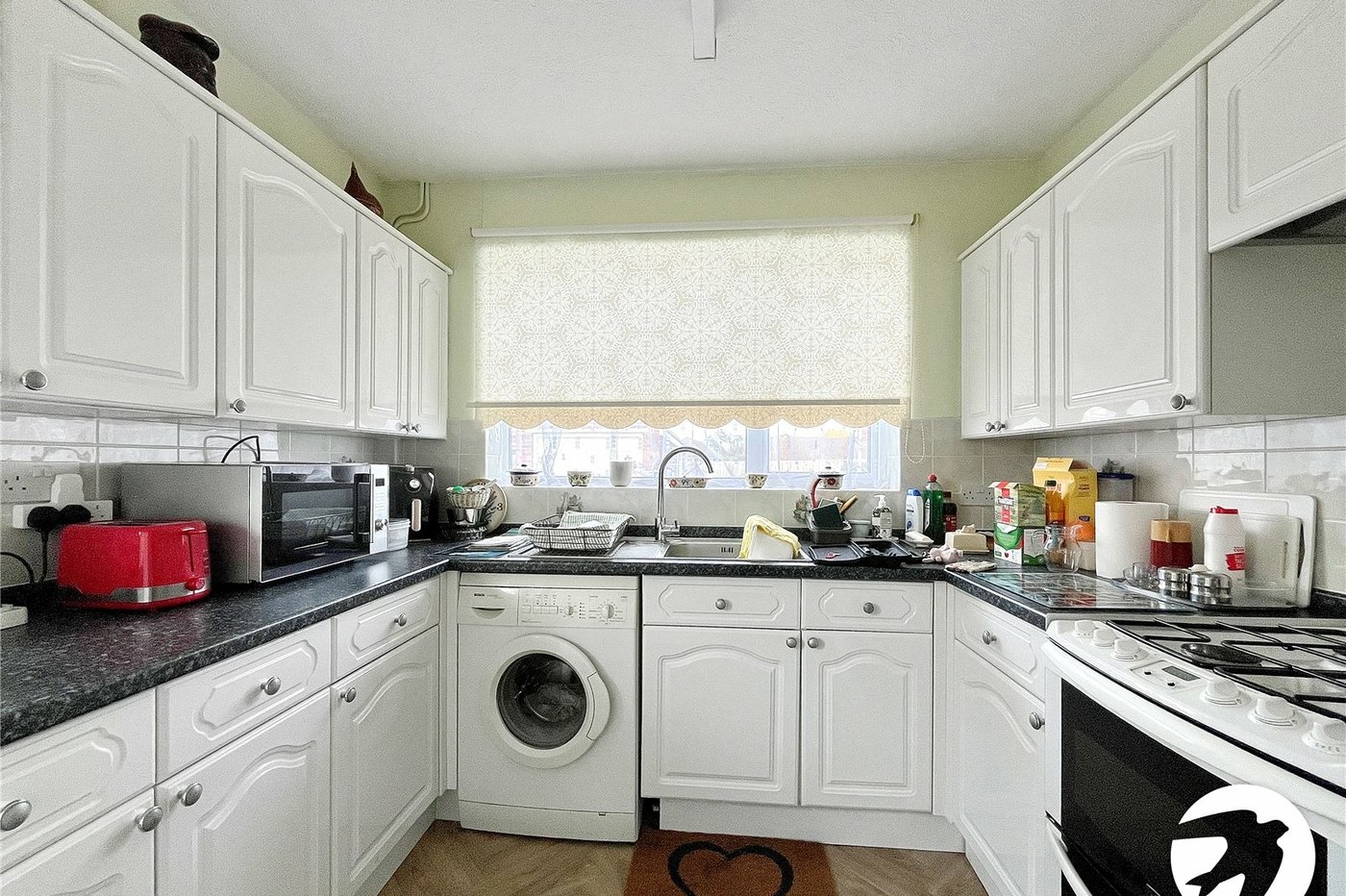 2 bedroom bungalow for sale in Sittingbourne | Robinson Michael & Jackson