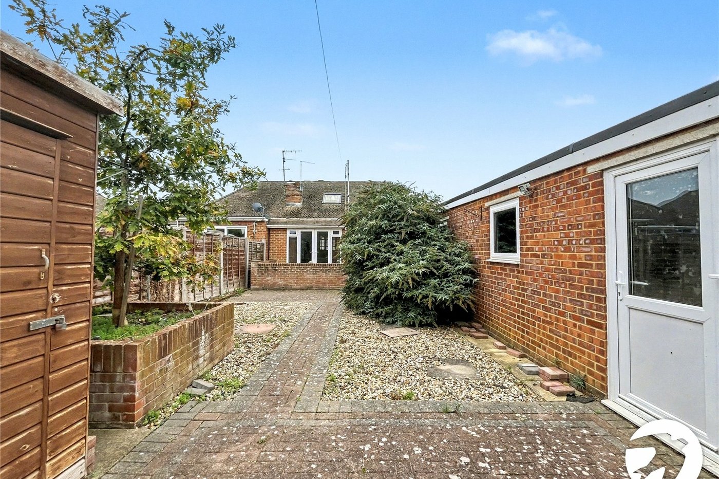 3 bedroom bungalow for sale in Sittingbourne | Robinson Michael & Jackson