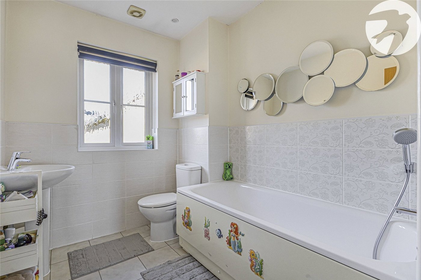 3 bedroom house for sale in Wainscott | Robinson Michael & Jackson