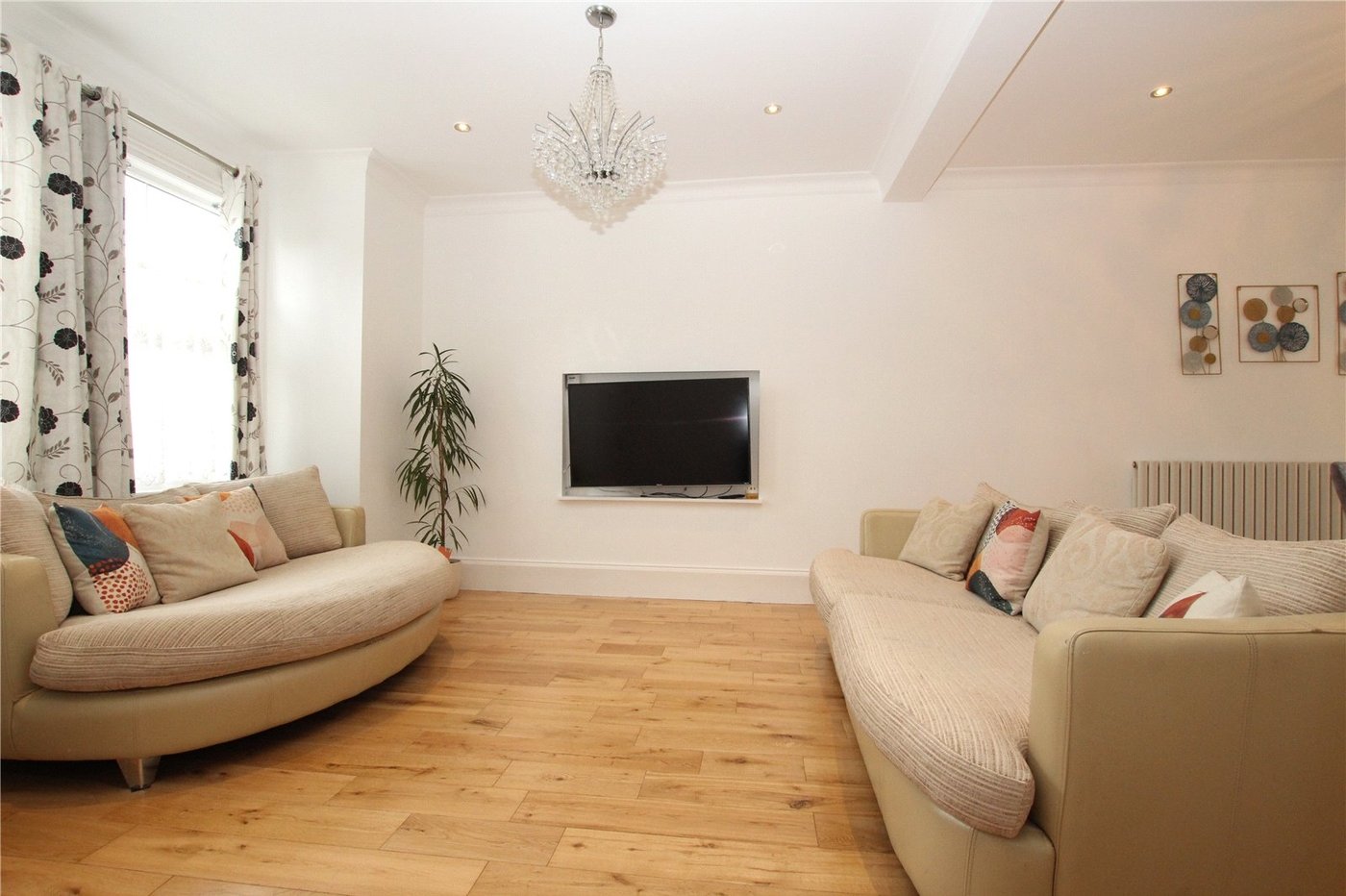 3 bedroom house for sale in Plumstead Common | Robinson Jackson