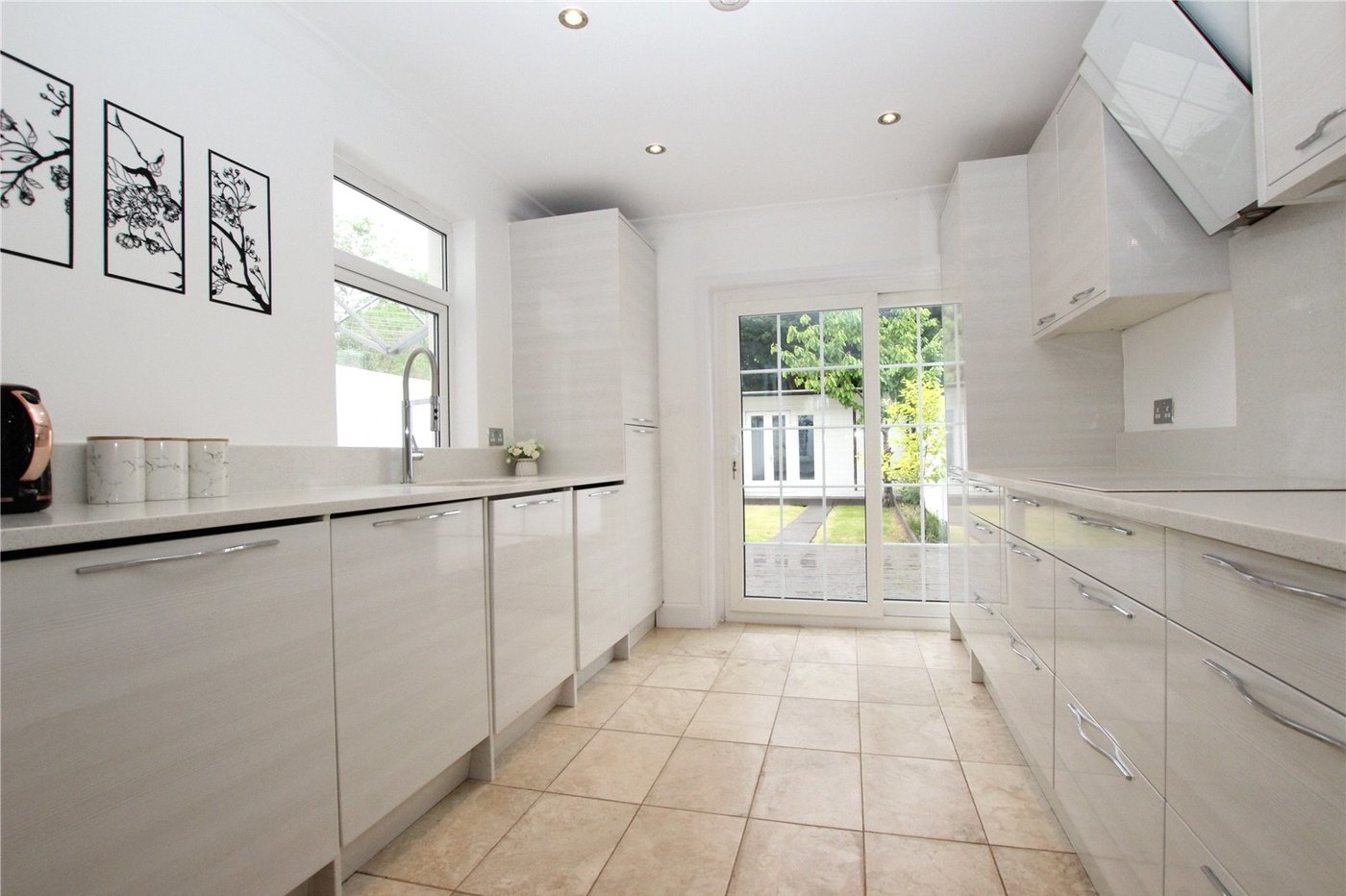 3 bedroom house for sale in Plumstead Common | Robinson Jackson