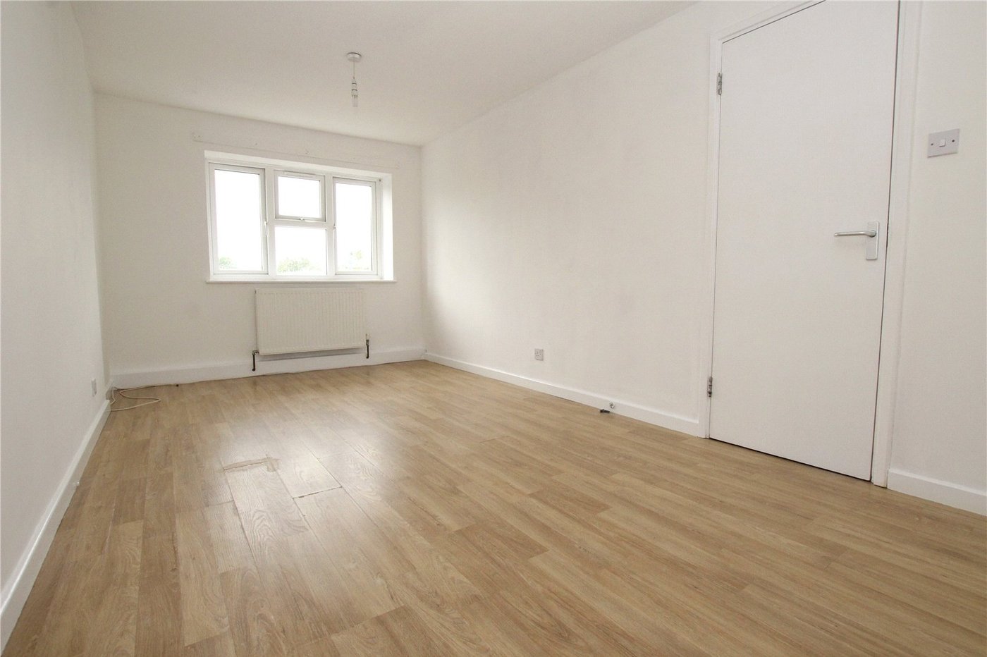 2 bedroom property for sale in Thamesmead | Robinson Jackson