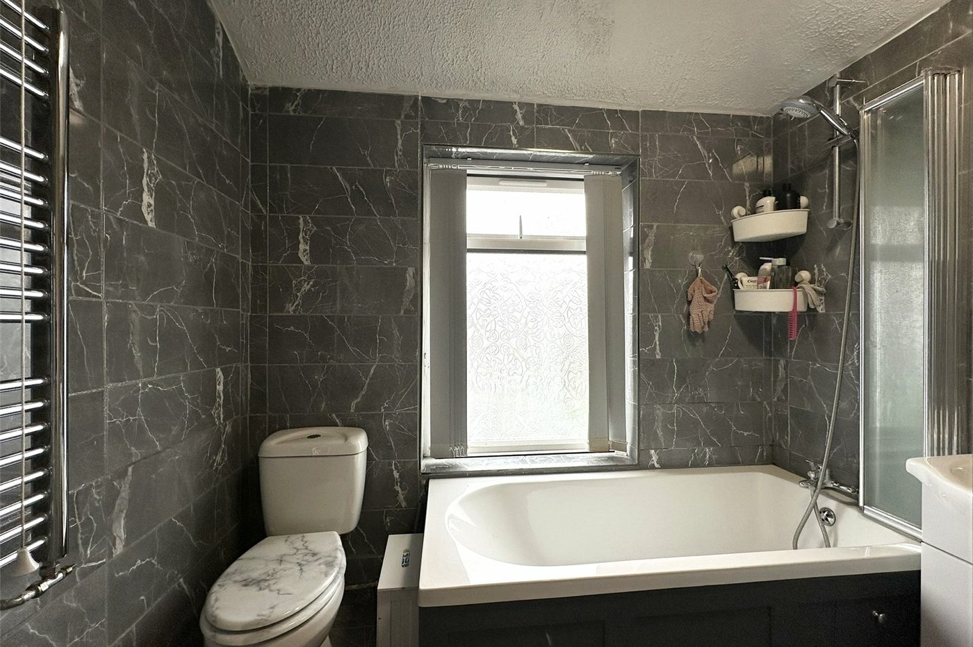 3 bedroom house for sale in Swanscombe | Robinson Jackson