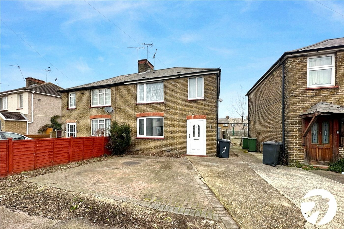 3 bedroom house for sale in Swanscombe | Robinson Jackson