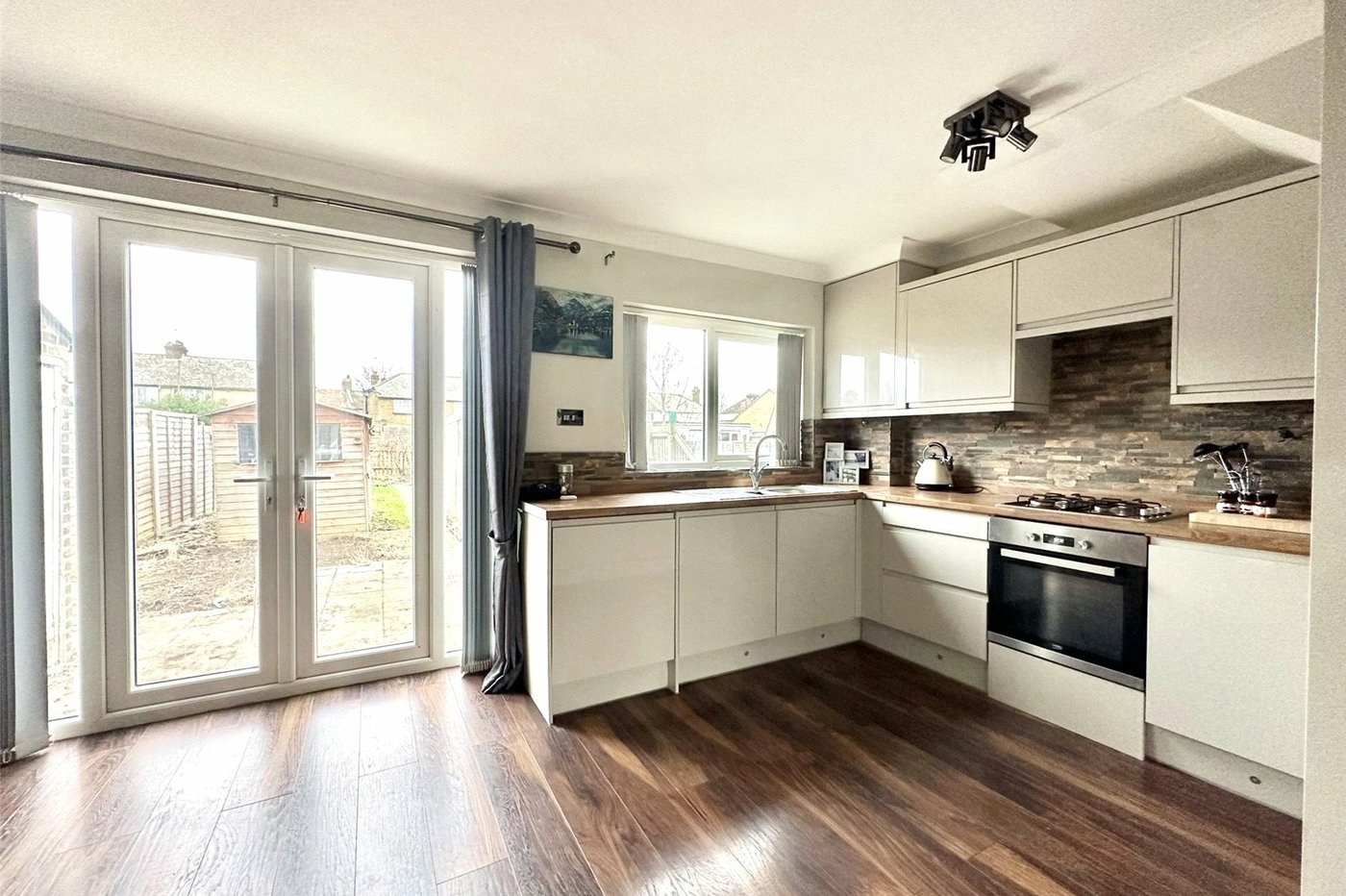 3 bedroom house for sale in Swanscombe | Robinson Jackson