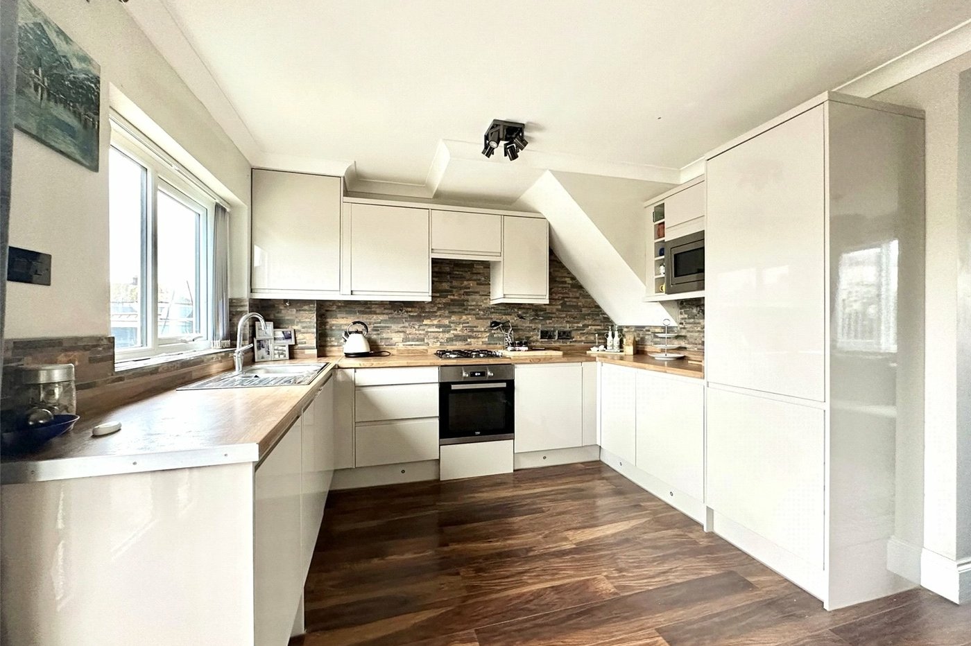 3 bedroom house for sale in Swanscombe | Robinson Jackson