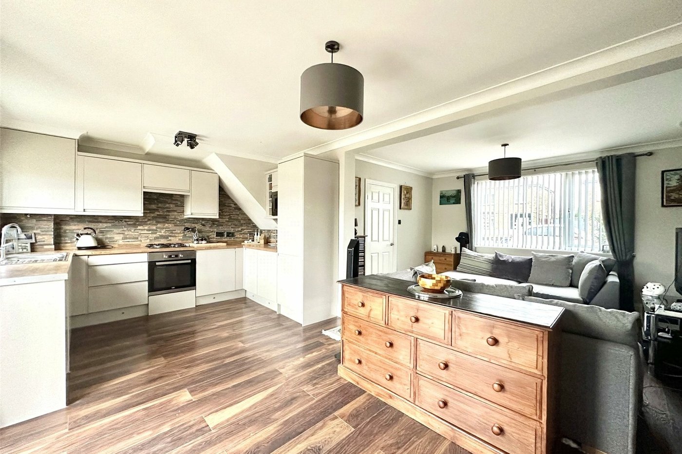 3 bedroom house for sale in Swanscombe | Robinson Jackson