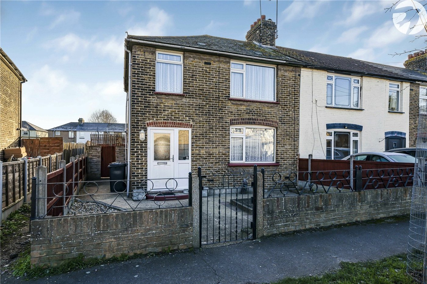 3 bedroom house for sale in Swanscombe | Robinson Jackson