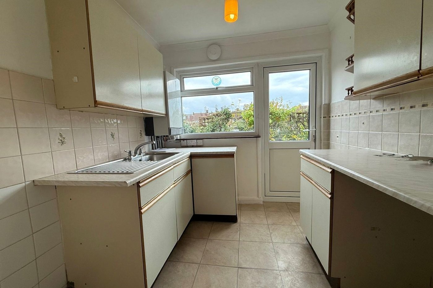 4 bedroom house for sale in Gravesend | Robinson Michael & Jackson