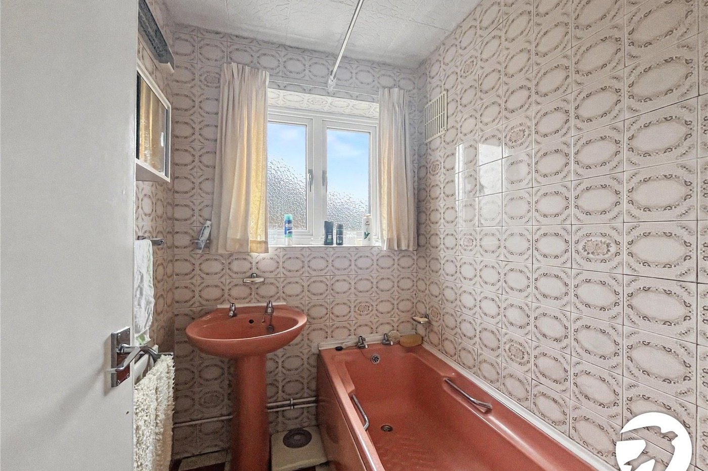 3 bedroom house for sale in Sittingbourne | Robinson Michael & Jackson