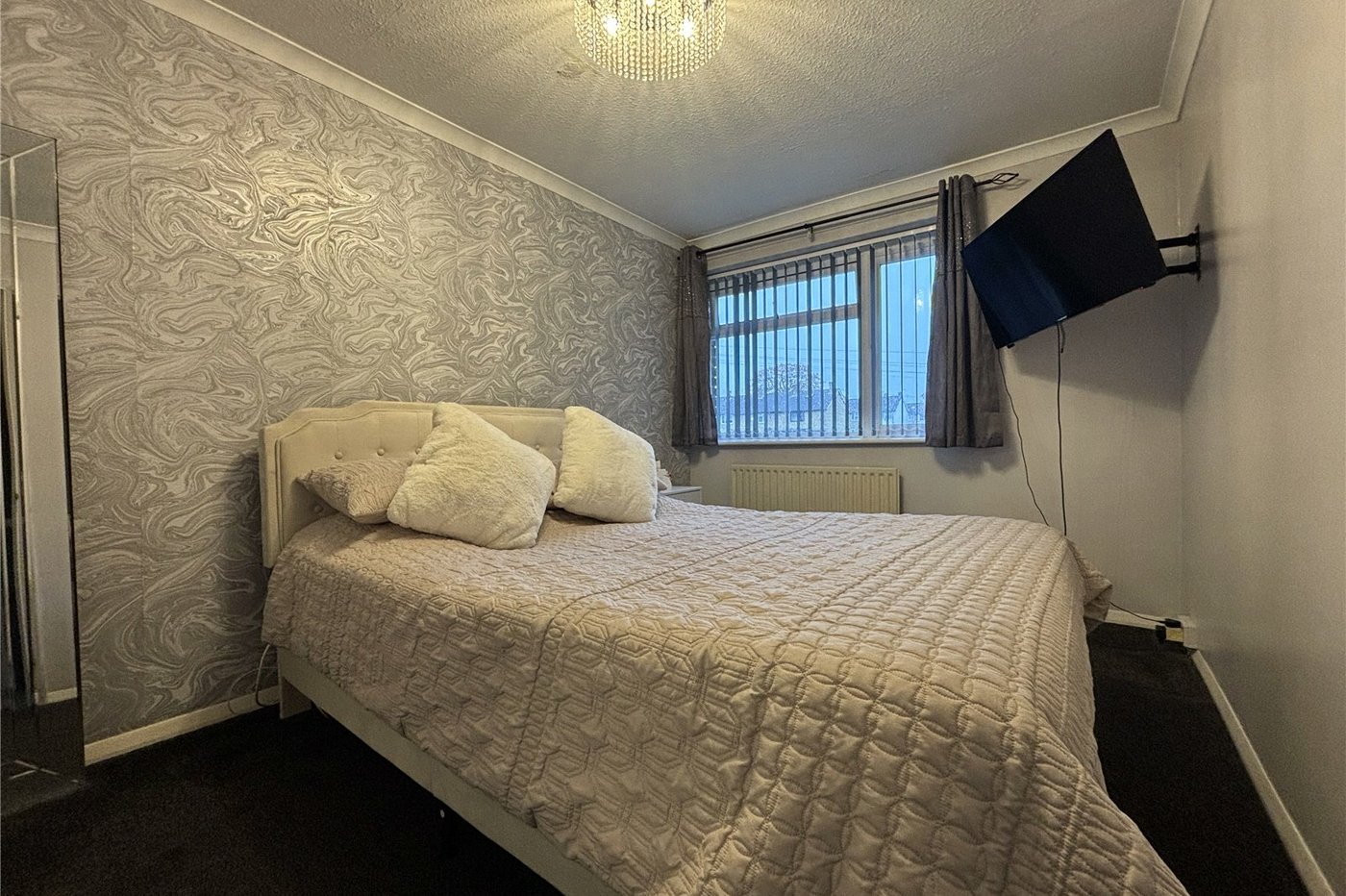 2 bedroom house for sale in Chatham | Robinson Michael & Jackson