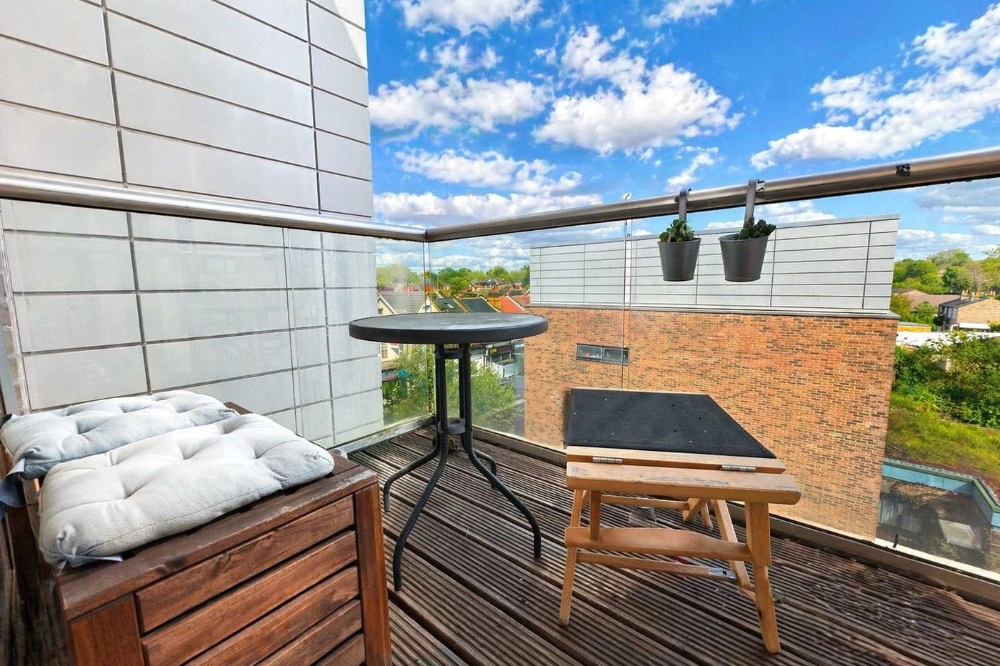 1 bedroom property for sale in London | Robinson Jackson